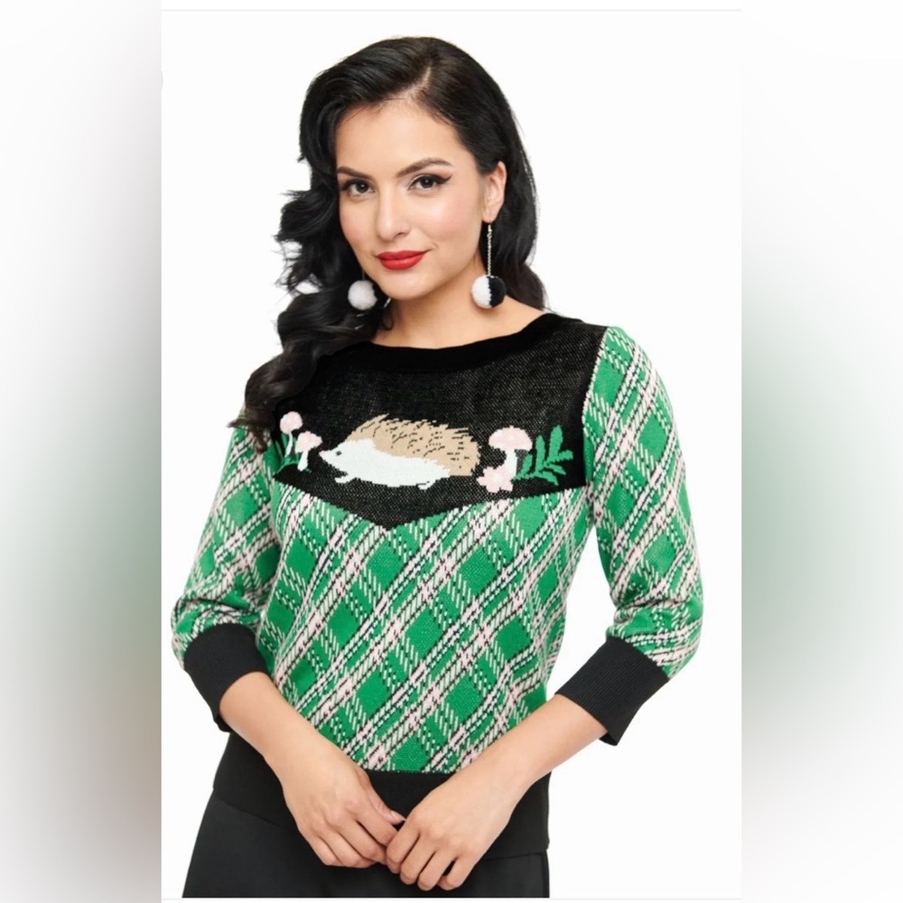💵Unique Vintage Green and Black Hedgehog Sweater Size Medium